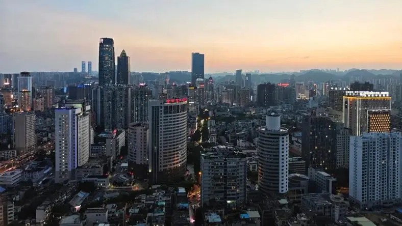 挥别雷军，九号电动车赢麻了：一场自主突围的逆袭之路
